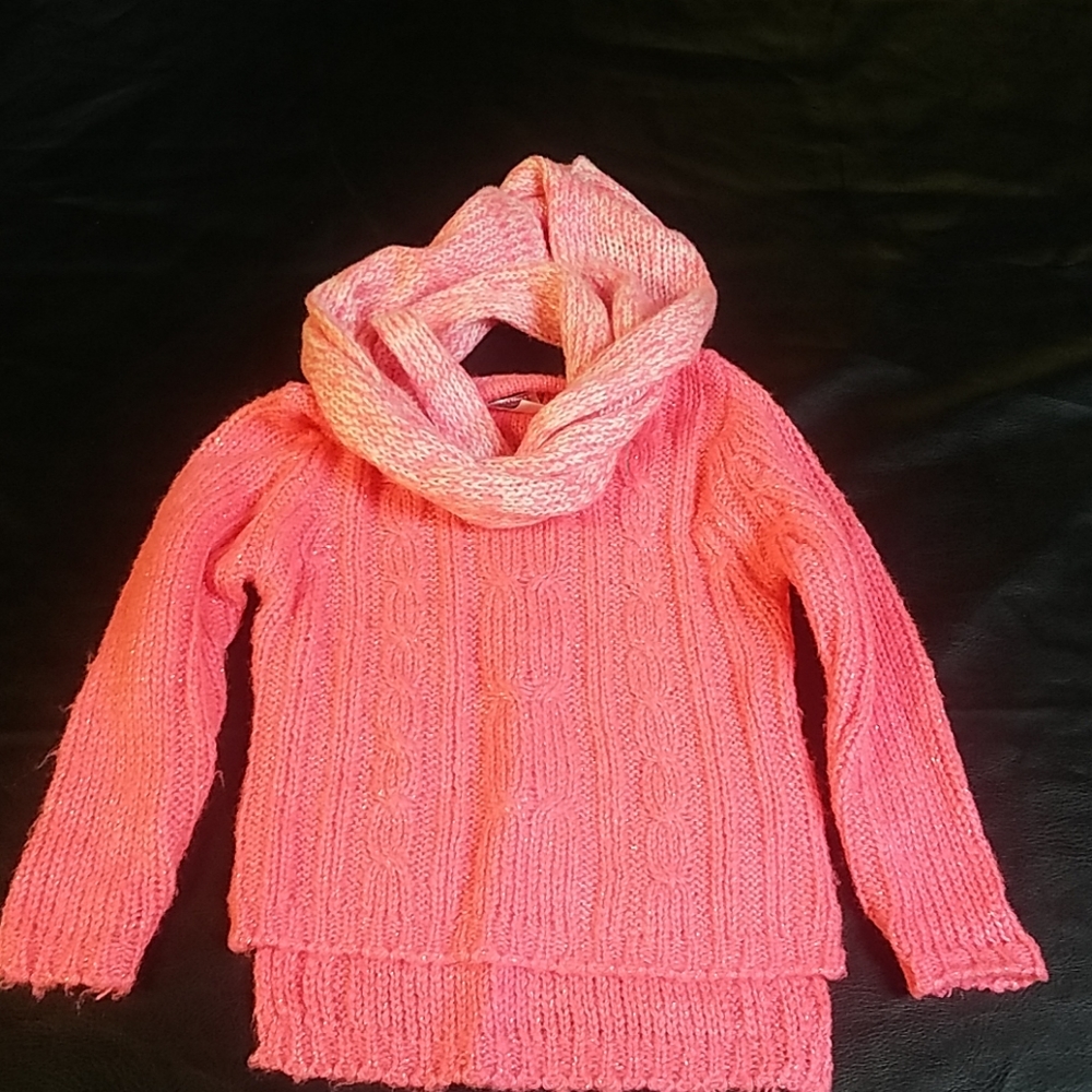 5 for $20 girls Sweater w/scarf, sz 2t